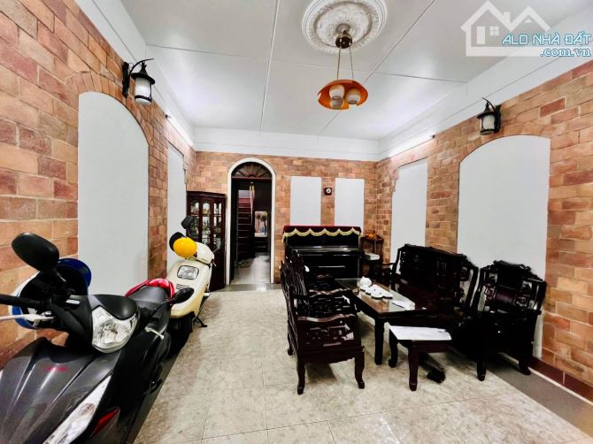 BÁN NHÀ MẶT NGÕ TÂY SƠN - ĐỐNG ĐA 80m2 - 4T - MT 4.2m - 19.8 TỶ - Ô TÔ VÀO NHÀ - SỔ NỢ HẬU