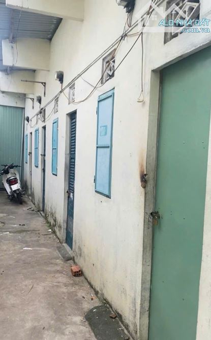 🏚 THIẾU TIỀN XÂY NHÀ - CHỦ GỬI BÁN GẤP DÃY TRỌ 4 PHÒNG💥 GIÁ CHỈ 1 TỶ 98- thương lượng