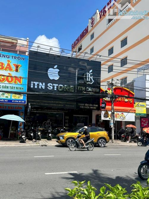BÁN NHÀ MẶT TIỀN ĐƯỜNG 3/2, XUÂN KHÁNH, NINH KIỂU, CẦN THƠ