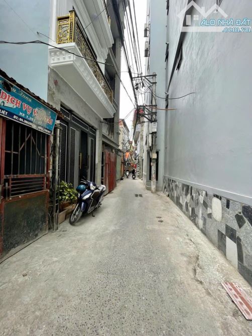 Bán đất 70.5m² Hoàng Liệt – 2 mặt thoáng, view hồ – vị trí đắc địa!