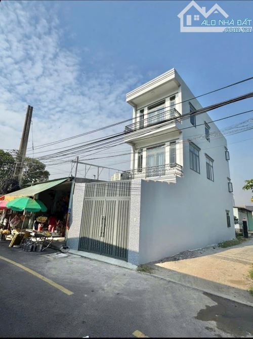 Bán Gấp Nhà 2 Mặt Tiền Đường Lê Hồng Phong Dĩ An Gần Ngã Ba Cây Điệp