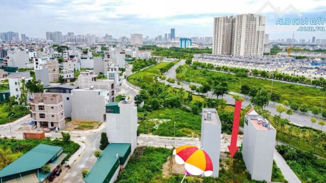 Chị gái cần bán mảnh đất dịch vụ 25.2 ha Vân Canh, vỉa hè,ô tô tránh, gần công viên - 1