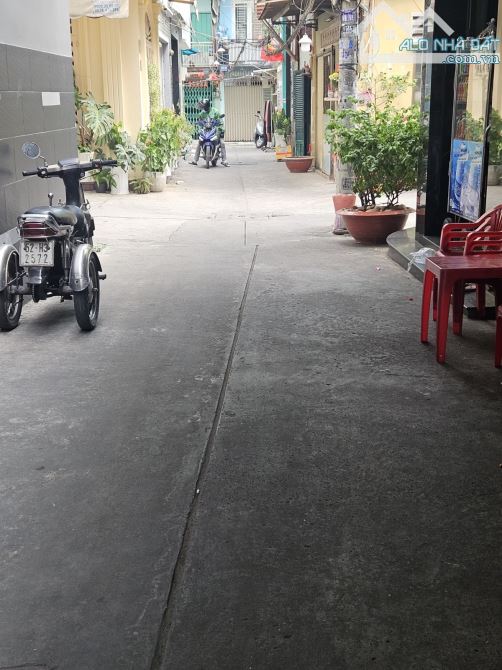CHỈ 3 CĂN RA MẶT TIỀN NGUYỄN TRÃI QUẬN 5 - 50M2, NGANG 4.5M CỰC HIẾM. CHỈ 8.2 TỶ TL - 1