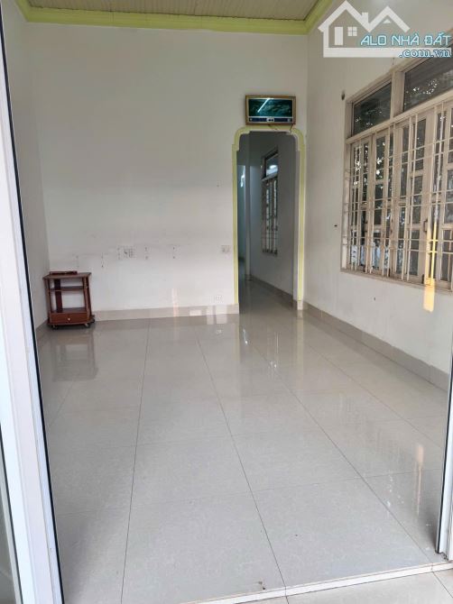 .  🏠🏠🏠 Nhà Hẻm Nguyễn Văn Linh 🏠🏠🏠  📌Diện tích: 5x23m; 📌Pháp lý: full thổ cư; 📌Hư - 1