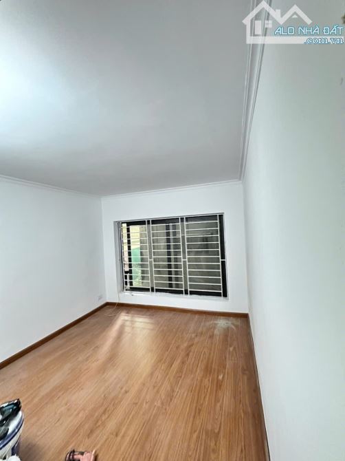 Nhà Đẹp 5 Tầng, Vị Trí Đắc Địa Hoàng Mai - Chỉ 6.2 Tỷ - 1