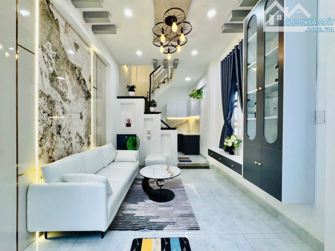 NHÀ ĐẸP 4 TẦNG - NGUYỄN DU - Q.GÒ VẤP - MUA VÀO Ở NGAY - 1