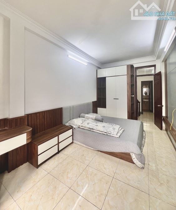"TÂN MAI – LÔ GÓC – THIẾT KẾ HIỆN ĐẠI – 33m² – 5.8 tỷ - 1