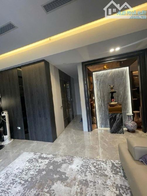 Nhà đẹp Nguyễn văn cừ - lô góc - an sinh tuyệt vời - kinh doanh bất chấp - 1