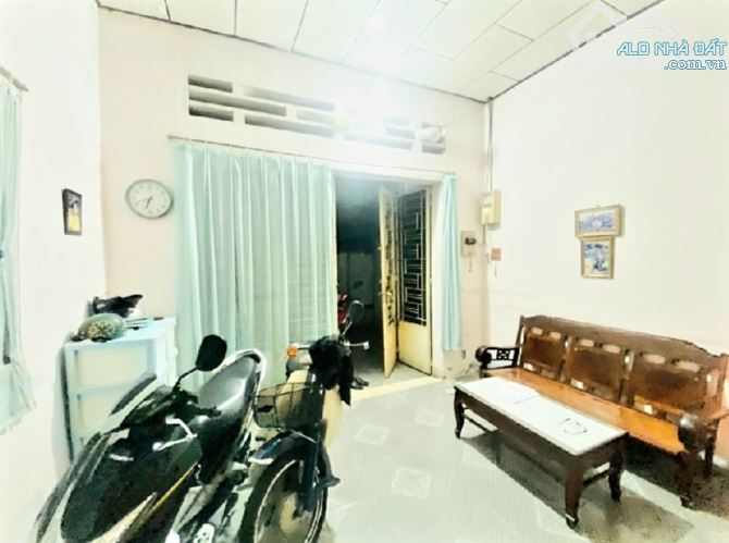 Hẻm nhựa 8m, 106m2, Ngang 5.2m, Đường Lê Thị Hồng, Q. Gò Vấp - 1