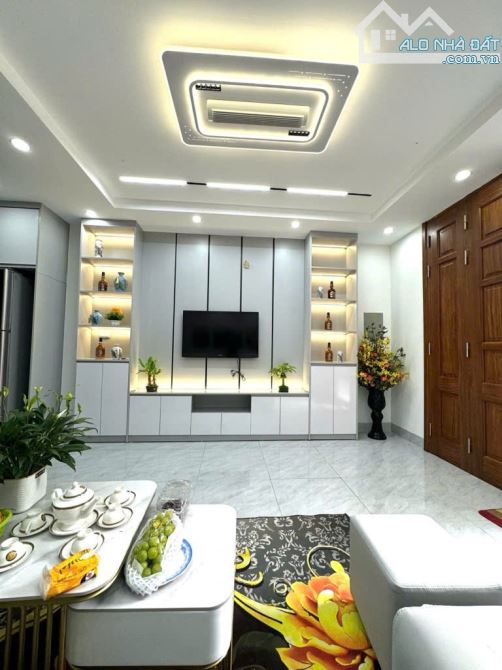 Bán Nhà Trương Định - Thịnh Liệt , DT30m ,Giá Hơn 5 Tỷ,Ngõ sạch ,Lo Góc - 1
