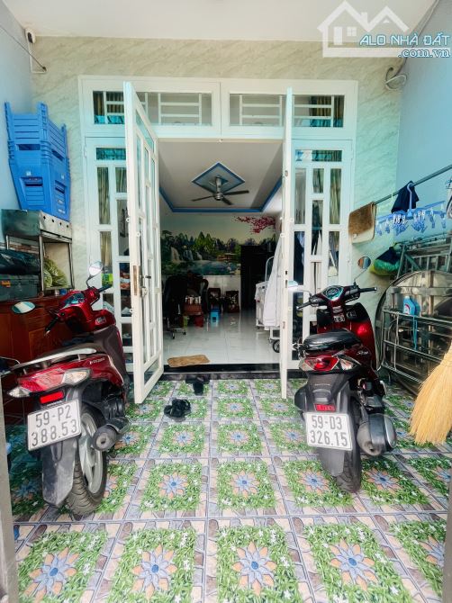 BÁN NHÀ HẺM XE TẢI 1 TRỤC DƯƠNG ĐỨC HIỀN, TÂY THẠNH, TÂN PHÚ – 2 TẦNG, 3 PHÒNG NGỦ 5 Tỷ xí - 1