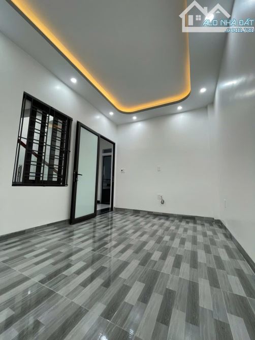 Bán nhà xây mới độc lập ngõ Đình Đông, gần bốt tròn. Diện tích 50m², mặt tiền 5m. - 1