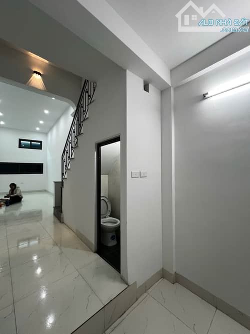 TRƯƠNG ĐỊNH MẶT NGÕ Ô TÔ KINH DOANH - 1