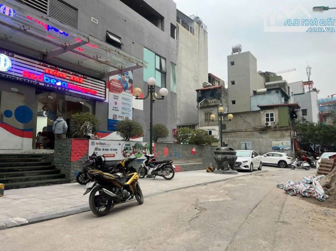 SIÊU PHẨM DV MỖ LAO-HÀ ĐÔNG,PHÂN LÔ Ô TÔ ĐỖ CỬA,VIEW VƯỜN  HOA,52M2,MT5M,GIÁ 12,4 TỶ - 1