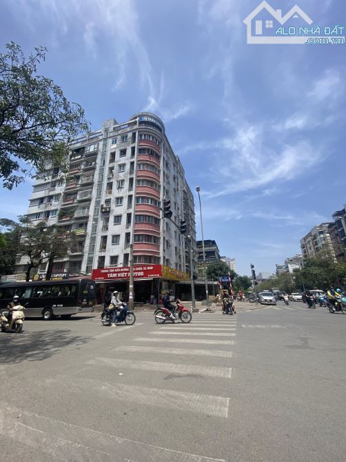Bán chung cư 172 Trần Bình quận Nam Từ Liêm - Sổ 102m2 giá chỉ 6 tỷ - 1