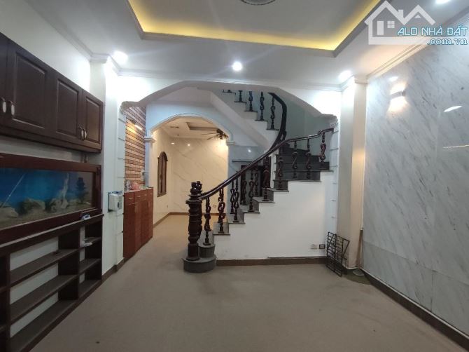 Bán nhà dân xây phố Lò Đúc DT45mx6T MT4,5m ngõ 3 gác tránh cách 2 nhà ra  phố chỉ 10,6 tỷ - 1
