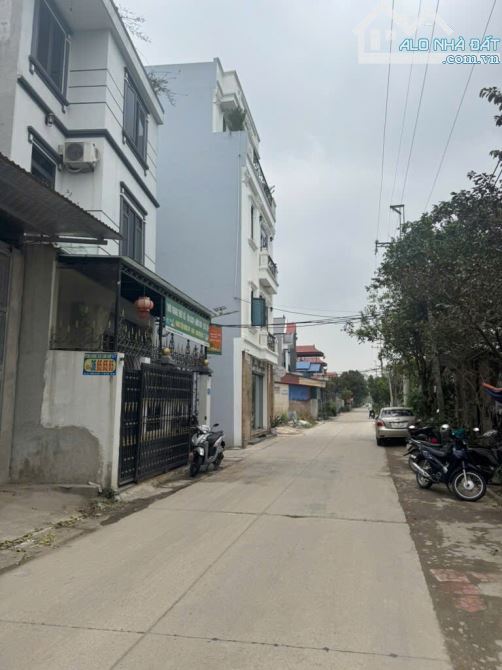 BÁN ĐẤT ĐÔNG LAI- QUANG TIẾN - SÓC SƠN DIỆN TÍCH 54.4M2 GIÁ HƠN 2 TỶ - 1