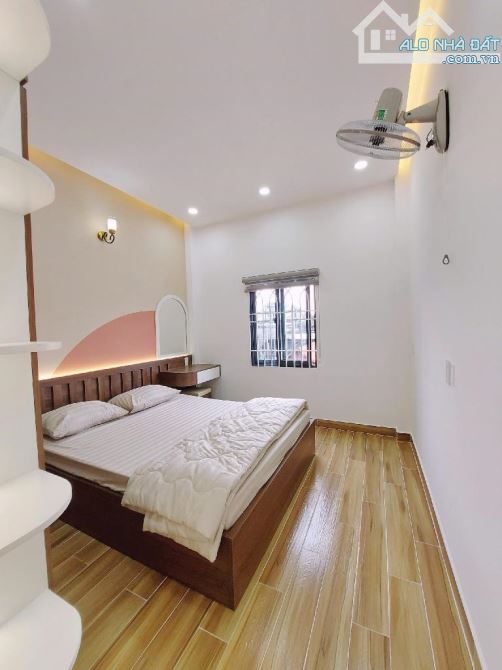 Gò Vấp, giảm 400tr-nhà 44m2, đẹp lung linh-có dòng tiền 160tr/năm-giá còn chì nhỉnh 5.5tỷ - 1