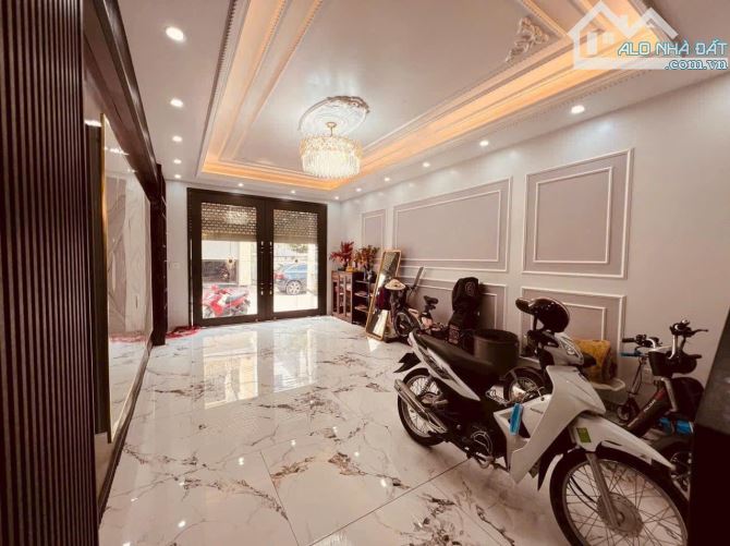 Bán nhà xây mới có thang máy 5 tầng tuyến 2 Văn Cao , Hải An, Hải Phòng - 1