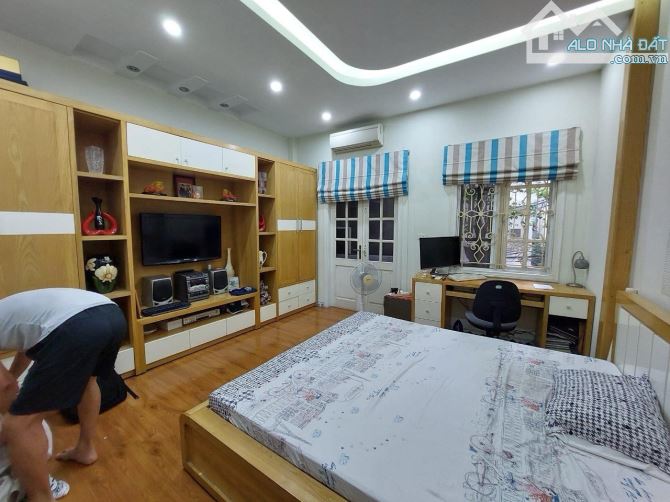 Bán Nhà Đê La Thành, Giảng Võ, Ba Đình, Gần Chợ Thành Công, Ngọc Khánh. 41m2. 14,7 Tỷ - 2
