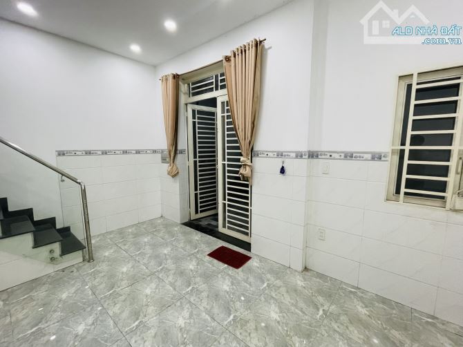 Căn duy nhất: gần ngay chợ và UBND Phường Hiệp Bình Phước, Thủ Đức. 2,45tỷ / 35m2 / 2 tầng - 2