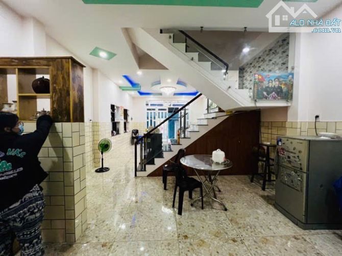 Nhỉnh 7 tỷ Mặt tiền 4 tầng 130m2 Đỗ Văn Dậy Tân hiệp hóc môn - 2
