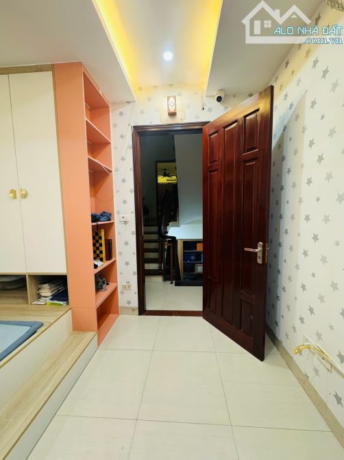 BÁN NHÀ YÊN NGHĨA  - 5 TẦNG HIỆN ĐẠI-  MẶT NGÕ Ô TÔ TRÁNH NHAU- 2 MẶT NGÕ OTO - 2