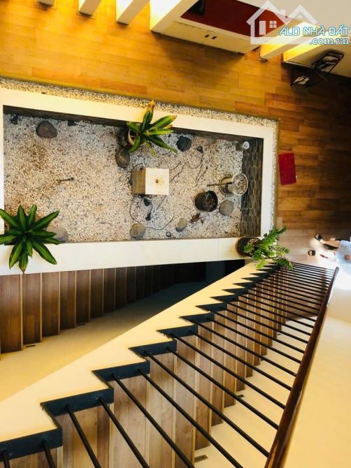 Phân lô Trần Quang Diệu-66M2-6 Tầng thang máy thông sàn-6M mặt tiền-Vỉa hè Ô tô- 26 Tỷ - 2