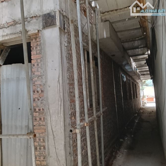 BÁN CCMN HOÀNG ĐẠO THÀNH - LÔ GÓC - 74,5m2, MT 6,5m - 22PKK - 150tr/th - 21 tỷ. - 2