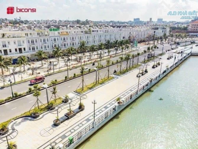Biệt thự bạch đằng bình dương vị tri siêu vip  216m - 2