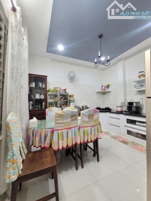 Bán nhà HXH căn góc đường Bạch Đằng phường 24 Bình Thạnh 59m2 4 tầng 4PN - 2
