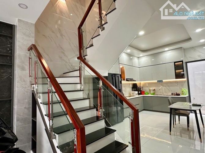 🚘 NHÀ MỚI 100% - Ô TÔ NGỦ TRONG NHÀ - 4 TẦNG BTCT - HẺM THÔNG 5M - NGAY TT QUẬN 10 - 2