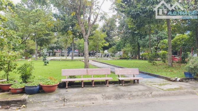 KDC 38ha Dương Thị Giang, Ngang 13,5m x 18m, Gần Chung Cư, Giá bán chỉ 24 tỷ TL - 2