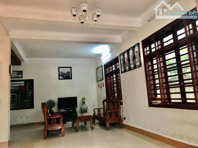 Bán nhà phân lô ô tô phố Chùa Láng, Đống Đa. 82 m2, 5T, Mt 6 m. Thang máy KD, VP cho thuê - 2