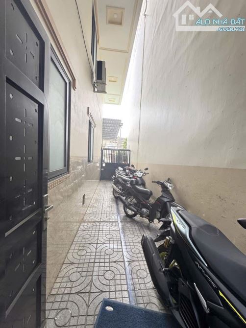 CĂN HỘ DỊCH VỤ 115M2( 6m4x20m) / 5 TẦNG / 15 PHÒNG NGAY CHỢ THỦ ĐỨC - 2