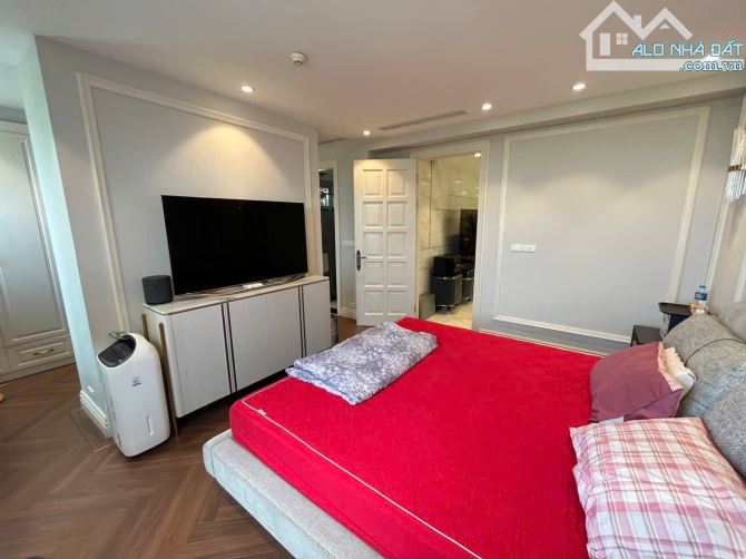 Bán Chung cư Citputra Duplex Tây hồ, dt 270m2 nội thất miễn chê, vào ở ngay - 2