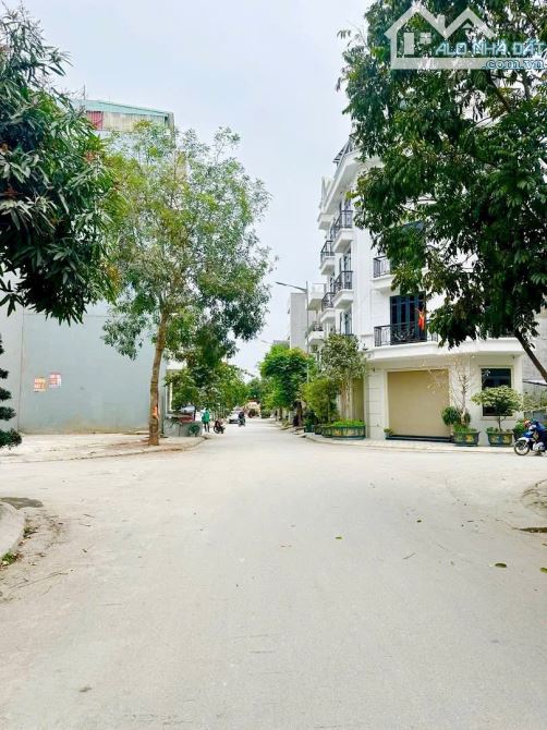 MR Đ.ANH- SIÊU HOT 1 LÔ DUY NHẤT 40M2 TĐC XI MĂNG, HỒNG BÀNG, HẢI PHÒNG GIÁ 3,2 TỶ - 2