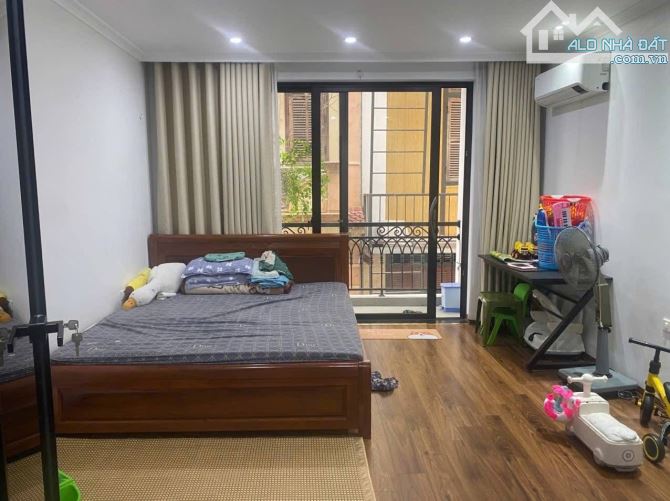 Bán nhà mới bùi xương trạch 35m2*5T, mt4M ô tô vào nhà giá 8,45 tỷ - 2