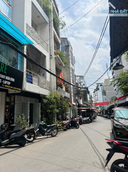 Phú Nhuận,gần MT, Ở/cho thuê,4 Tầng,83m2,ngang gần 7m,liền kề Phan Đình Phùng, 9.5 Tỷ - 2
