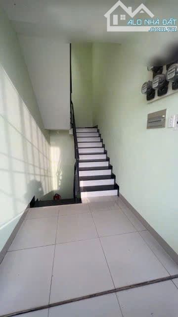 CHDV 3 Tầng, Dòng tiền 50tr/Tháng, 338m2 hẻm 2 xe hơi, cách Hoàng Hũu Nam chỉ 40m - 2