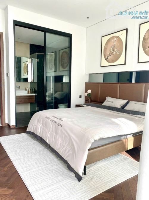 BIỆT THỰ VIỆT HƯNG – LONG BIÊN 200M² – MẶT TIỀN 10M – 3 TẦNG – GIÁ CHỈ 51 TỶ - 2