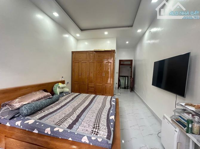 Bán nhà ngõ 274 Lạch Tray - ngõ Đồng Tâm, 60m 4 tầng, ô.tô đỗ cửa, Giá 5 tỉ - 2