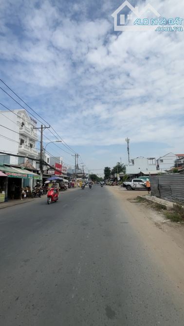 Bán nhà cấp 4 - đang cho thuê 6 triệu/tháng Hẻm ô tô, khu dân cư hiện hữu - 2
