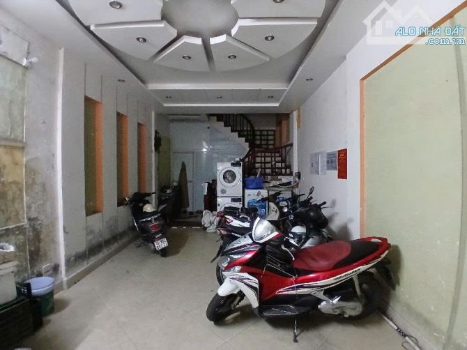 Bán Nhà Phố Pháo Đài Láng, Vỉa Hè Kinh Doanh Sầm Uất, 69m*5 Tầng Nhỉnh 23Tỷ - 2