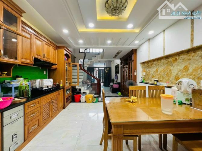 Bán Nhà HXH Sát Mặt Tiền Lê Văn Thọ P11-(4X18m)-3 Lầu- 7ty6 TL - 2