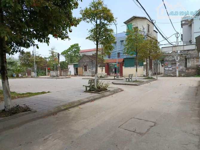 MAI HIÊN - MAI LÂM !!! DT 178M ĐƯỜNG RỘNG Ô TÔ TRÁNH - NGÕ THÔNG THOÁNG - AN NINH TỐT - 2