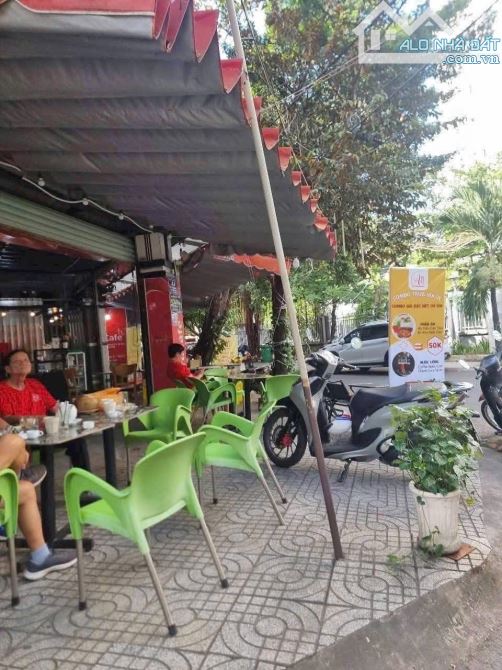 Góc 2 mặt tiền, 4 tầng, 12m x 22m, đường 12m kinh doanh, ngay chợ Thạch Đà - 3