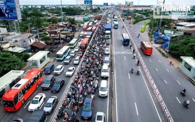 BÁN XƯỞNG 10.052M2 - 87X105M 2 MẶT TIỀN QL1A, AN PHÚ ĐÔNG - 3