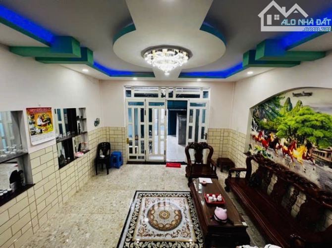 Nhỉnh 7 tỷ Mặt tiền 4 tầng 130m2 Đỗ Văn Dậy Tân hiệp hóc môn - 3