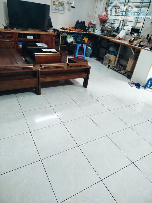 Bán nhà Ngô Gia Tự  40m x 3 tầng MT 5,5m giá 5,4 tỷ - 3